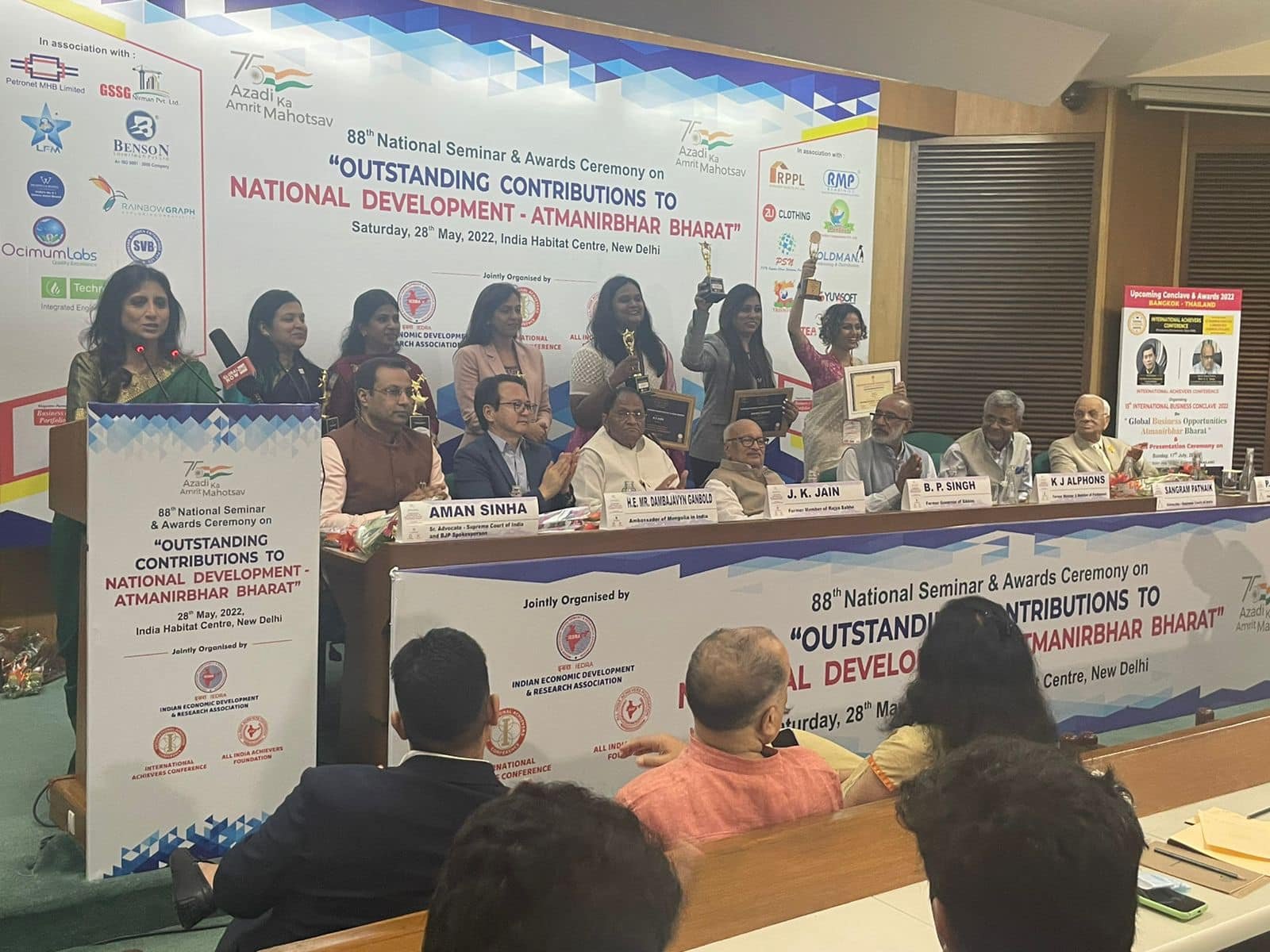 ACPL represented by its Director was awarded for its the Outstanding Achievement in Construction and Design2022 1 1